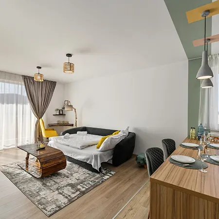 B-Holiday Luxury Apartments Urban Plaza Brasov Exterior photo