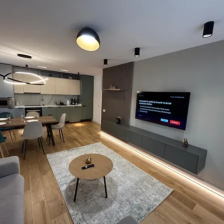 B-Holiday Luxury Apartments Urban Plaza Brasov Exterior photo
