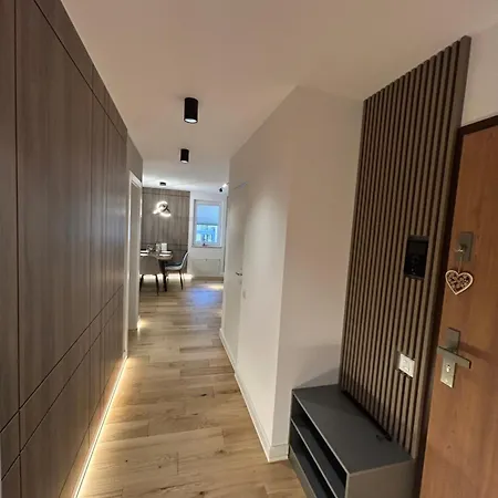 B-Holiday Luxury Apartments Urban Plaza Brasov Exterior photo