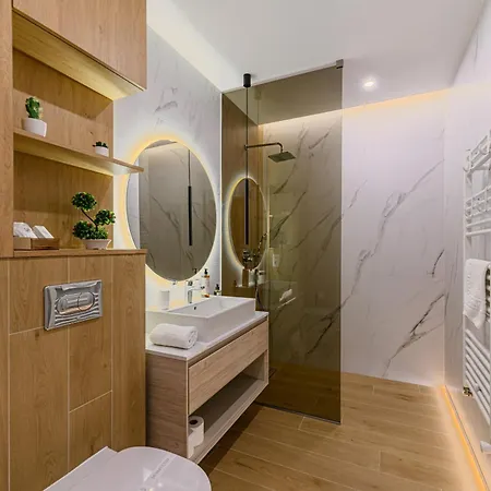 B-Holiday Luxury Apartments Urban Plaza Brasov Exterior photo