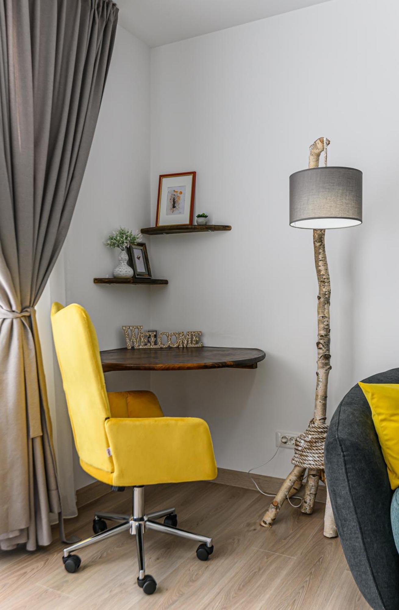 B-holiday Luxury Urban Plaza Apartment