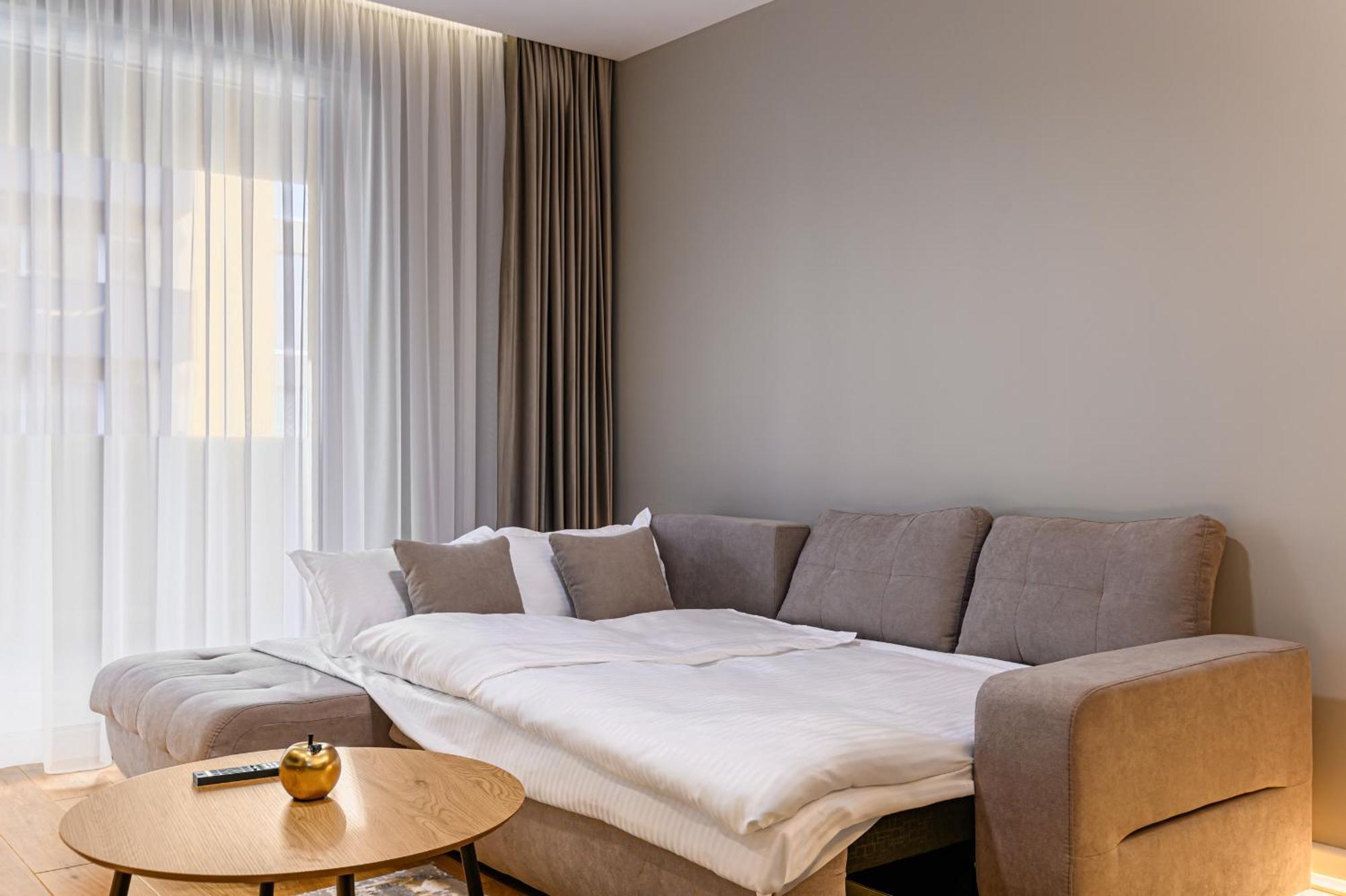 B-holiday Luxury Urban Plaza Brasov